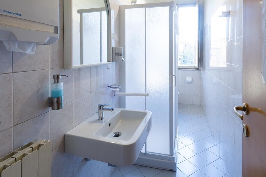 Hotel Moderno Pisa Eksteriør billede