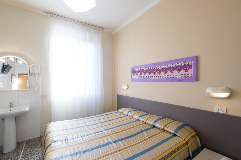 Hotel Moderno Pisa Eksteriør billede