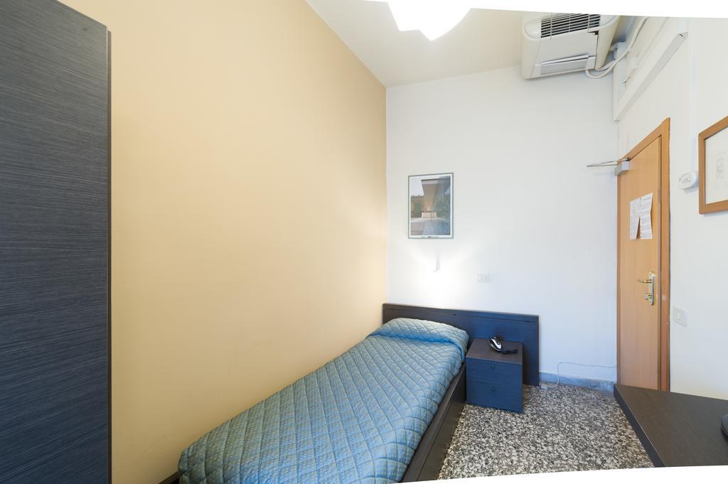 Hotel Moderno Pisa Eksteriør billede
