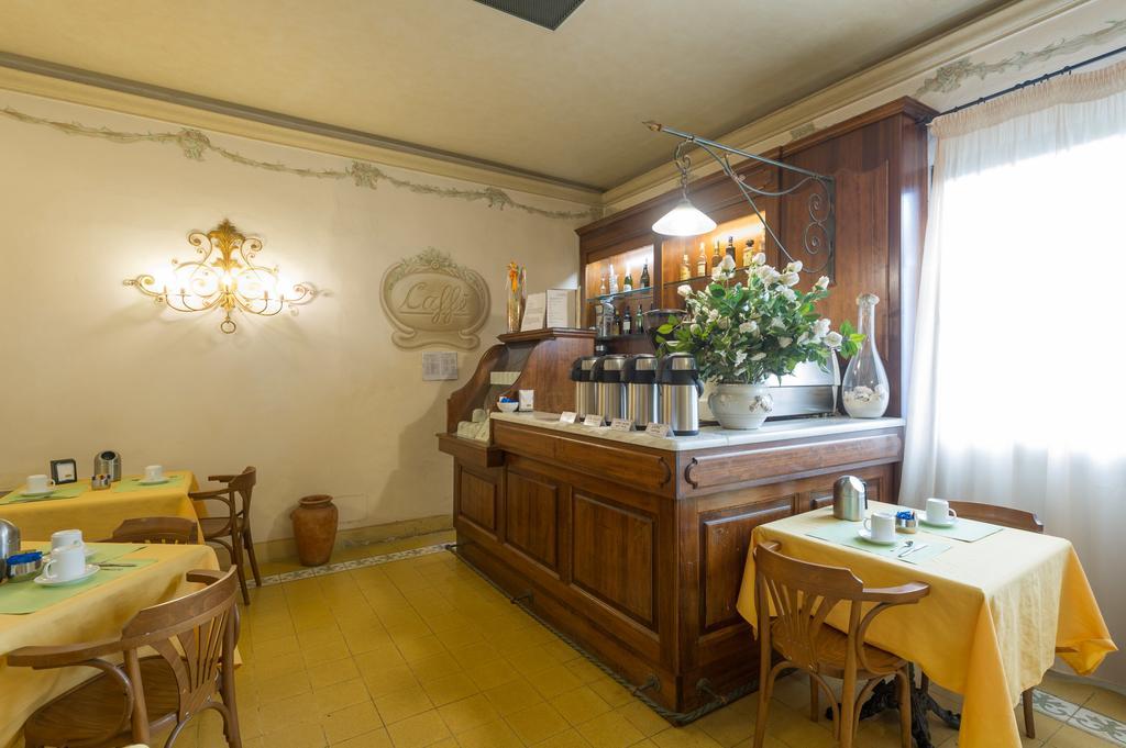 Hotel Moderno Pisa Eksteriør billede