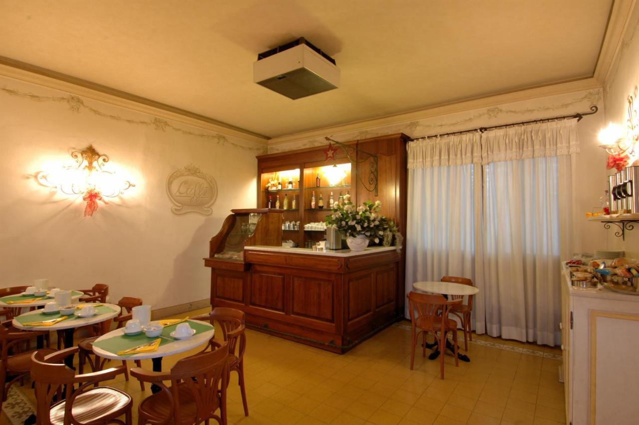 Hotel Moderno Pisa Eksteriør billede