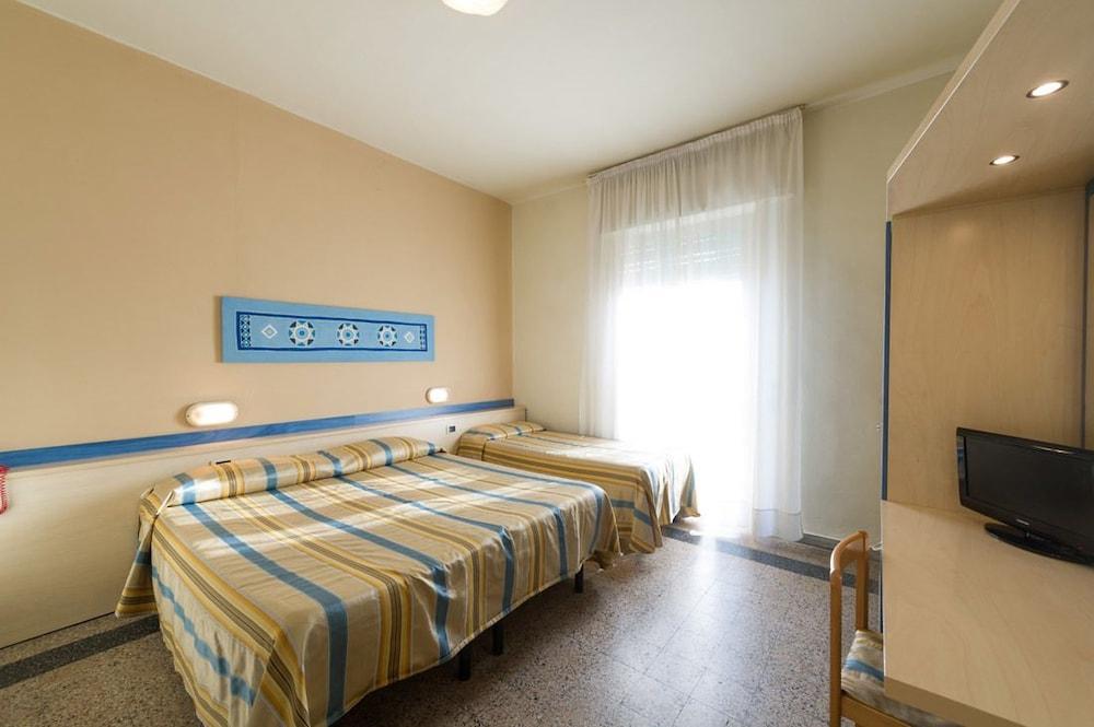 Hotel Moderno Pisa Eksteriør billede