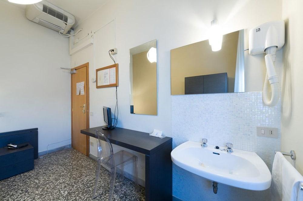 Hotel Moderno Pisa Eksteriør billede