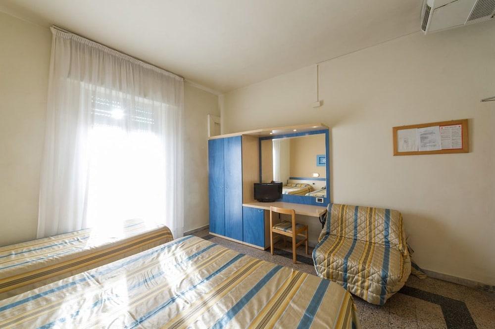 Hotel Moderno Pisa Eksteriør billede